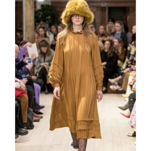 Hofmann Copenhagen Adele Long Sleeves Midi Dress AW19 Fashion Show Size 42